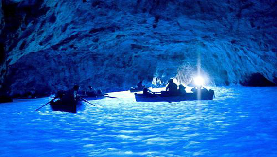 The-blue-grotto
